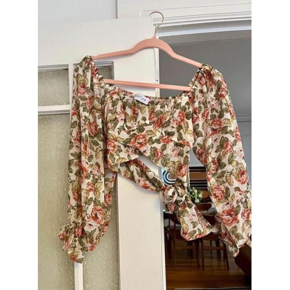 Petal & Pup Floral Crop Top with Balloon Sleeves
